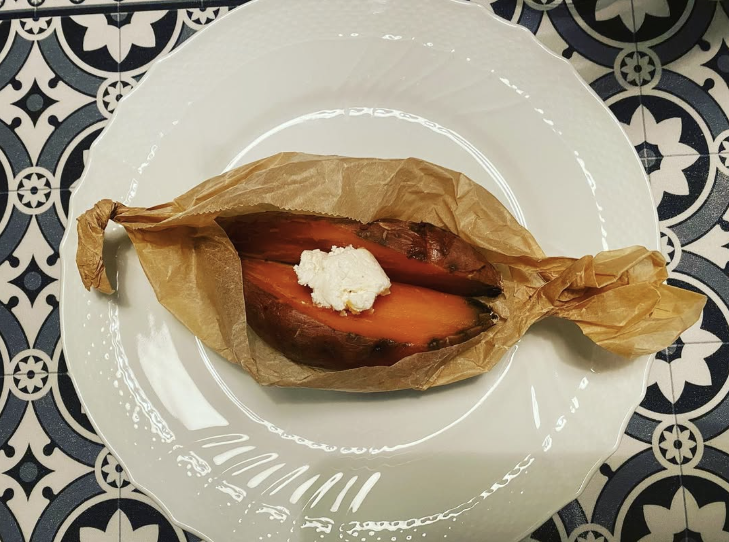 Patate dolci al forno con caprino